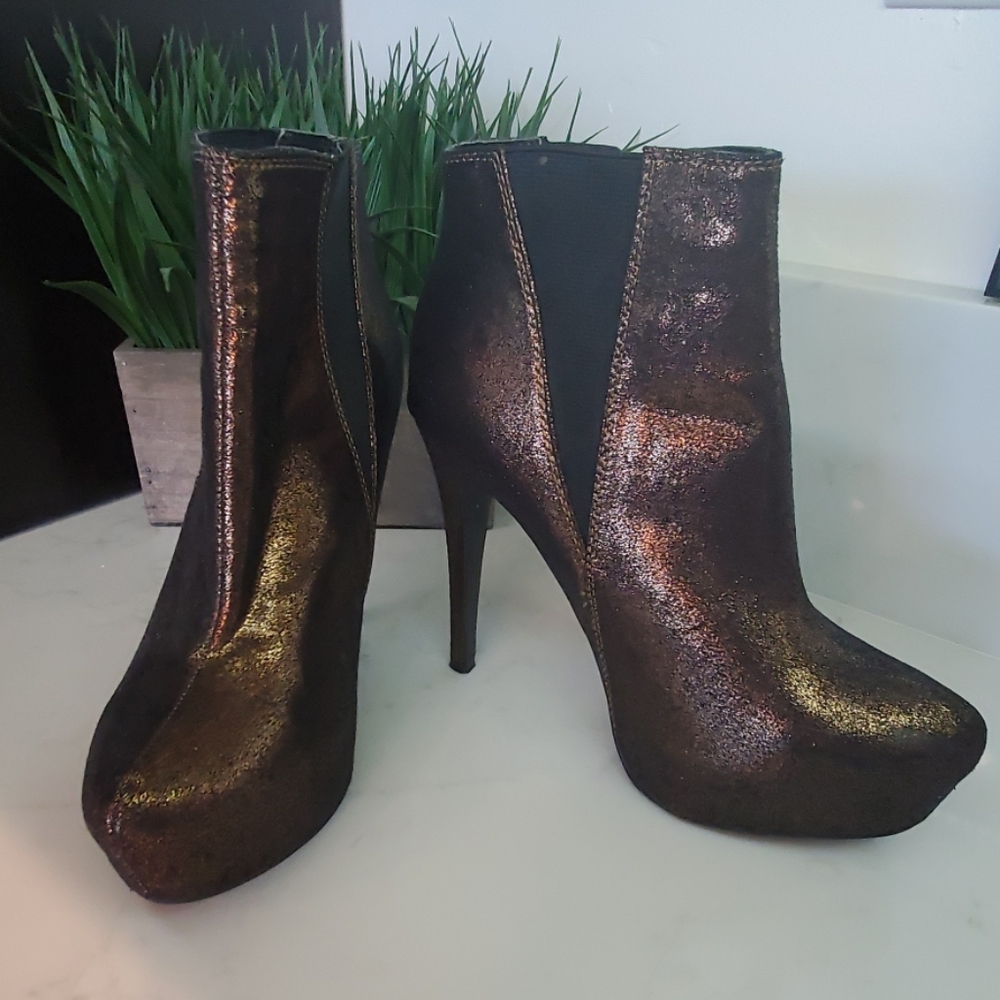 Rock Republic bronze heeled boots/booties